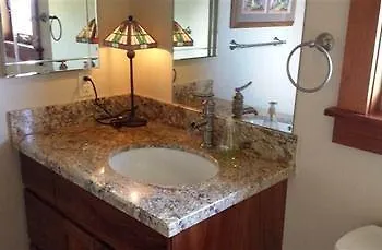 *** Hotel Kona Palace In Captain Cook United States